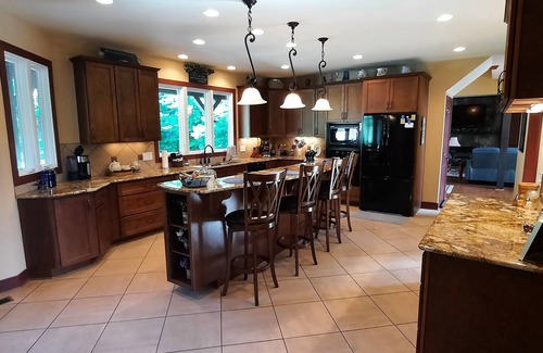 Pittsville Casa | Beautiful mansion w/ 5 bdrms and 7 baths on Leesville Lake. 6Ksqft- Sleeps 14