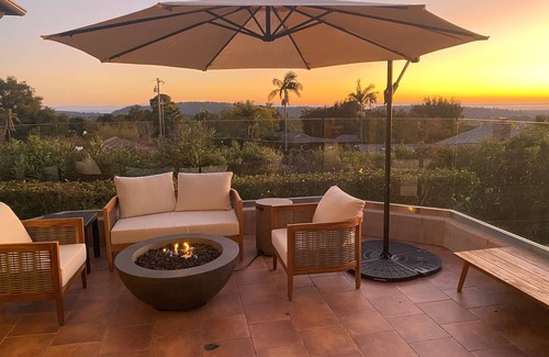 Santa Barbara Cabaña | Beautiful Mediterranean Cottage on larger estate.