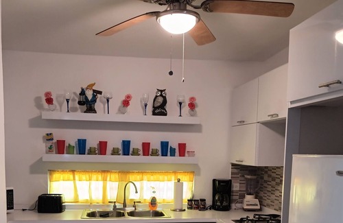 Bayamon Casa | Beautiful metro area house 30 min from beach
