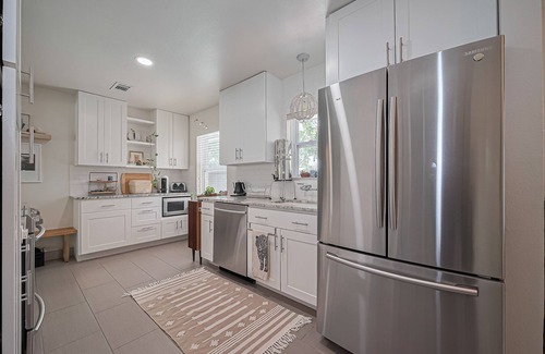 Garden Oaks Casa | Beautiful mid century oasis in trending oak forest with private pool
