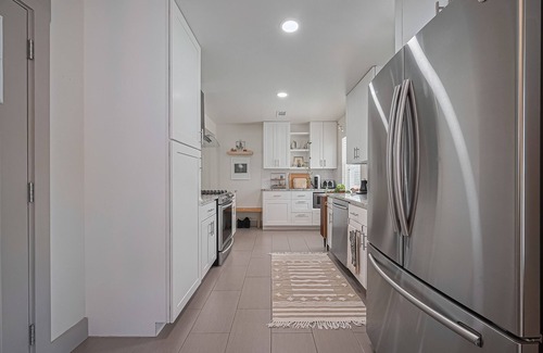 Garden Oaks Casa | Beautiful mid century oasis in trending oak forest with private pool