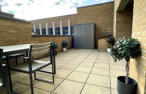 Upper Clapton Apartamento | Beautiful modern 2 beds apartment with terrace.