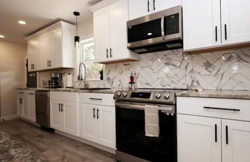 New London Casa | Beautiful Modern Beach Retreat