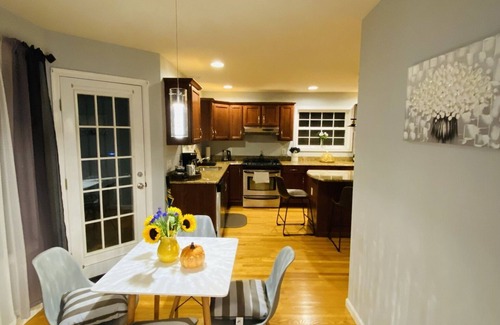 Tobyhanna Casa | Beautiful Modern Home, Perfect For A Getaway!