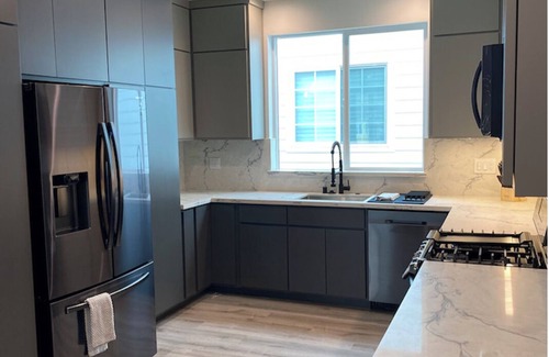 Clarkdale Condominio | Beautiful Modern Open Floor Plan 2 Bedroom 2 Bath