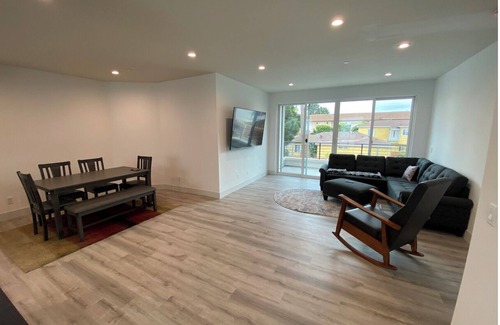 Clarkdale Condominio | Beautiful Modern Open Floor Plan 2 Bedroom 2 Bath