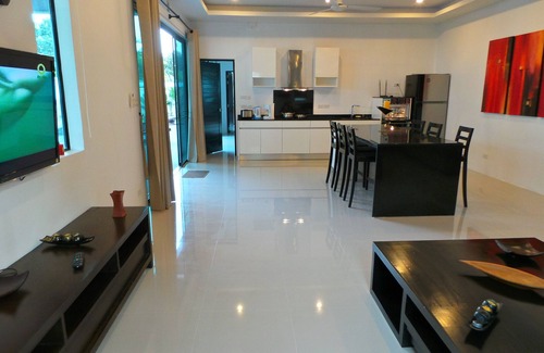 Rawai Villa | Beautiful Modern Villa PRIVATE POOL, 3 BDR, 3 BATH, Very Close to the Beaches..