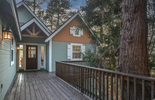 Blue Jay Chalet De Esquí | Beautiful mountain chalet! Close to Arrowhead village and the lake.