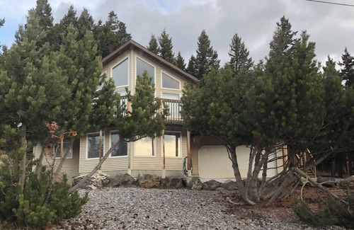 Coleman Casa | Beautiful Mountain View Rental