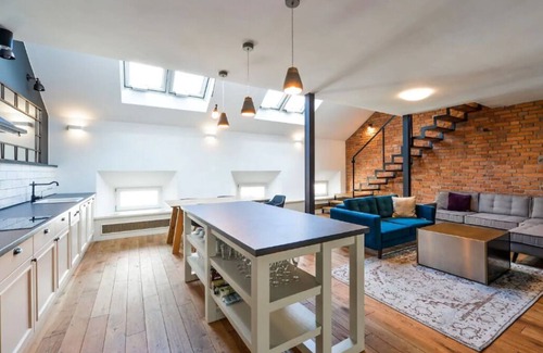 Prague 1 Apartamento | Beautiful new loft with terrace in the heart of Prague