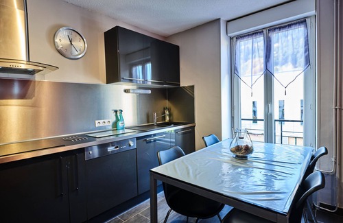 Mont-Dore Apartamento | Hermosos apartamentos nuevos de 3 estrellas a 100m de los baños termales.