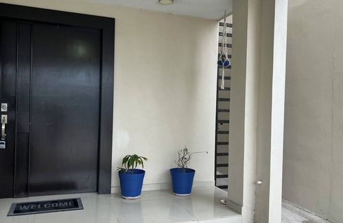 Cervera Kiriakides Casa | Beautiful New Casa Blanca! Family and friends will enjoy a lovely stay