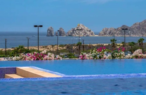 Colonia El Progreso Condominio | Beautiful NEW condo, best arch view and Location