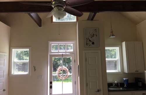 Madisonville Cabaña | Hermosa cabaña nueva a 50 minutos al norte de Nueva Orleans en el país