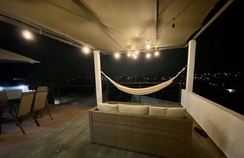 Buenavista de Cuellar Casa | Hermosa casa nueva con alberca privada y vista al lago
