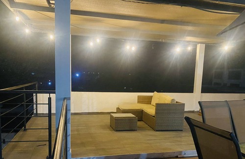 Buenavista de Cuellar Casa | Hermosa casa nueva con alberca privada y vista al lago