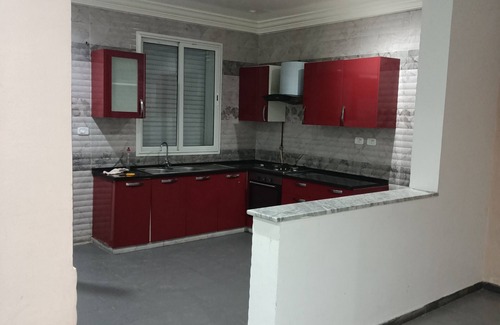 El Ouardia Villa | Beautiful new s+2 with garden and motorized garage in a residential...