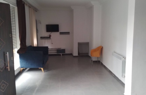 El Ouardia Villa | Beautiful new s+2 with garden and motorized garage in a residential...