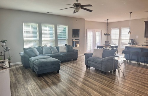 Port Wentworth Casa | Beautiful Newly Decorated Home in Savannah/Pooler Area