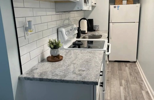 North Ocean City Condominio | Beautiful newly renovated ocean block1 bed 1 bath condo, Wi-Fi and cable tv.