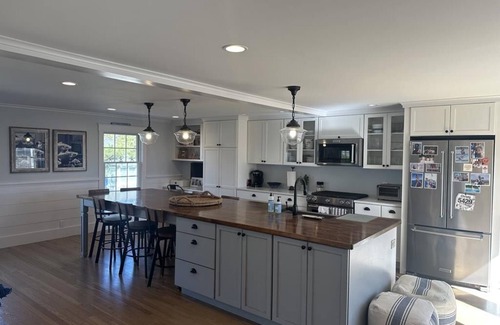 Silver Beach Casa | Beautiful Newly Renovated Home in New Silver Beach on Cape Cod in Falmouth, MA!