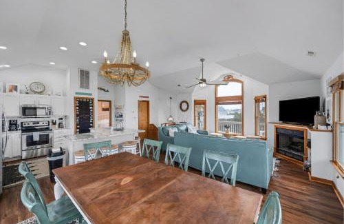 Whalehead Beach Casa | Beautiful OBX Home w, Pristine Views cottage