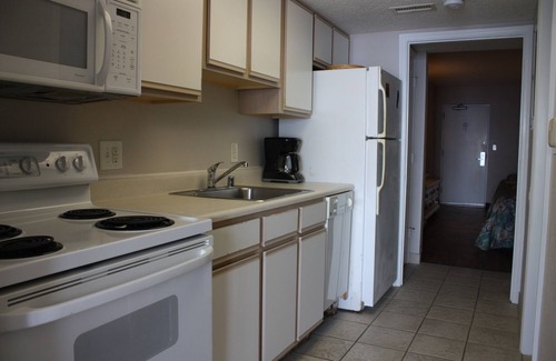 Crescent Beach Hotel | Hermoso condominio frente al mar - Bay Watch Unit 634