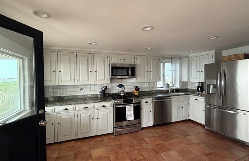 Brant Rock Casa | Beautiful Ocean Beachfront 3 Bedroom Home