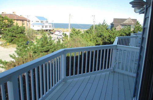 Dewey Beach Casa | Beautiful Ocean Block Beach Home