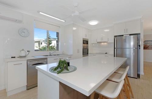 Bargara Apartamento | Beautiful Ocean Front Apartment at Pacific Links 1b