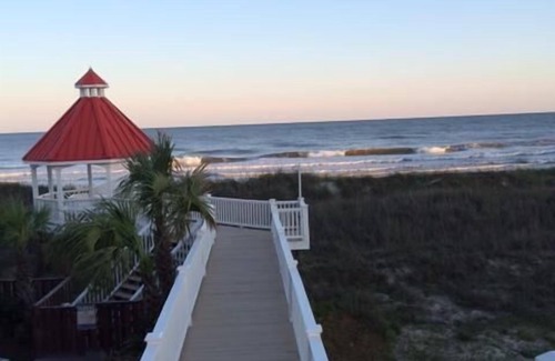 Ocean Isle Beach Casa | Hermosa casa frente al mar, 6 habitaciones, 5 1/2 baños, piscina privada frente al mar