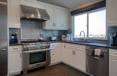 Park Hill Casa | Beautiful Ocean View, just down from Shamel Park