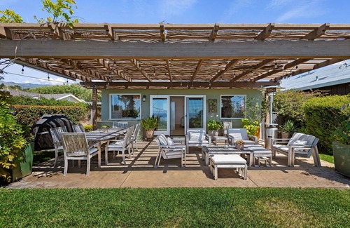 Summerland Casa | Beautiful Ocean Views & great location!