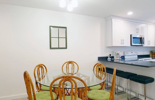 Ocean Sands Condominio | Hermosa Oceanside propiedad W / piscina en Gran Playa Ubicación!