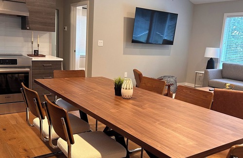 Carver Casa | Beautiful One Family Home - Near PDX / Waterfront