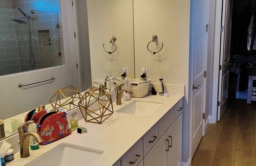 Lake Worth Casa | Beautiful One Story Home with Heated Spa/Pool