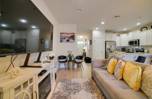 Upper Grand Lagoon Casa | Beautiful PCB Getaway Less Than 3 Mi to the Beach!