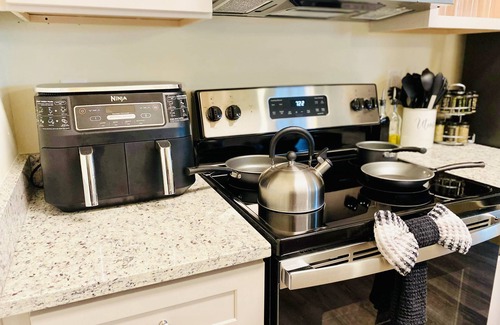 Fort Worth Apartamento | Beautiful Peaceful 1 Bedroom Close To Downtown w/ Garage