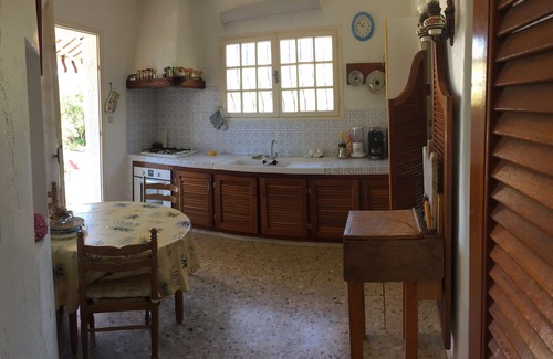 Portigliolo Casa | Hermosa villa tranquila, de lujo, frente al mar, gran bahía ve Ajaccio, tenis