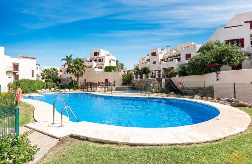 Bahia de Casares Apartamento | Beautiful penthouse in Casares with rooftop terrace and seaview