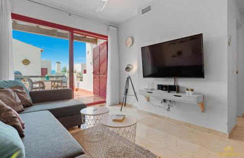 Bahia de Casares Apartamento | Beautiful penthouse in Casares with rooftop terrace and seaview