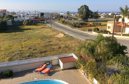 Dherynia Apartamento | Hermoso Penthouse Apt con fantásticas vistas Famagusta 10 minutos de Ayia Napa