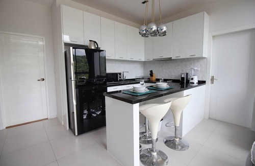Kamala Apartamento | Beautiful Penthouse Apartment with Mountain Views