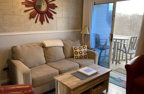 North Shore Condominio | Hermoso condominio Penthouse con increíble vista al lago Smith Mountain
