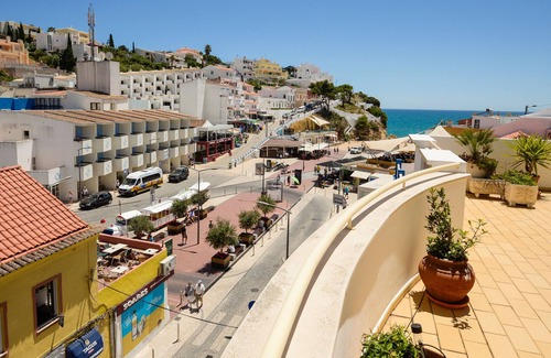 Carvoeiro Apartamento | Precioso ático con vistas al mar ya 30 metros de la playa.