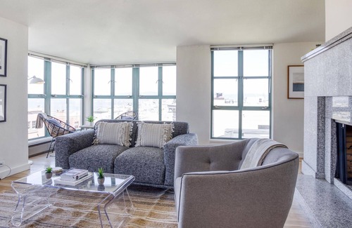 Russian Hill Apartamento | Beautiful Pet-Friendly 2BR in Russian Hill