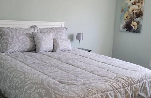 Warsaw Apartamento | Beautiful Place to Stay for Venues near by