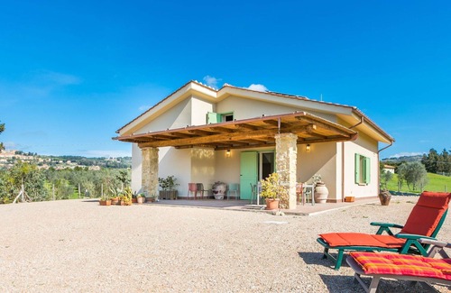 Casale Marittimo Casa | Estupenda casa de vacaciones privada con A/C, WIFI, TV, terraza, vista panorámica, aparcamiento
