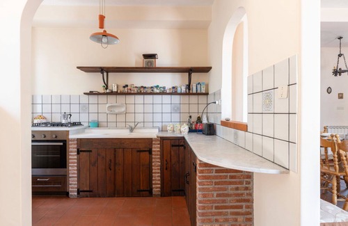Linguaglossa Villa | Preciosa casa de vacaciones privada para 8 personas con WIFI, TV, terraza y aparcamiento
