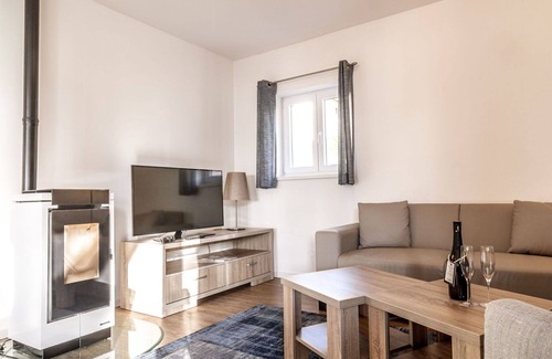 Lojzova Paseka Casa | Preciosa casa de vacaciones privada con WIFI, TV, terraza, mascotas permitida y aparcamiento